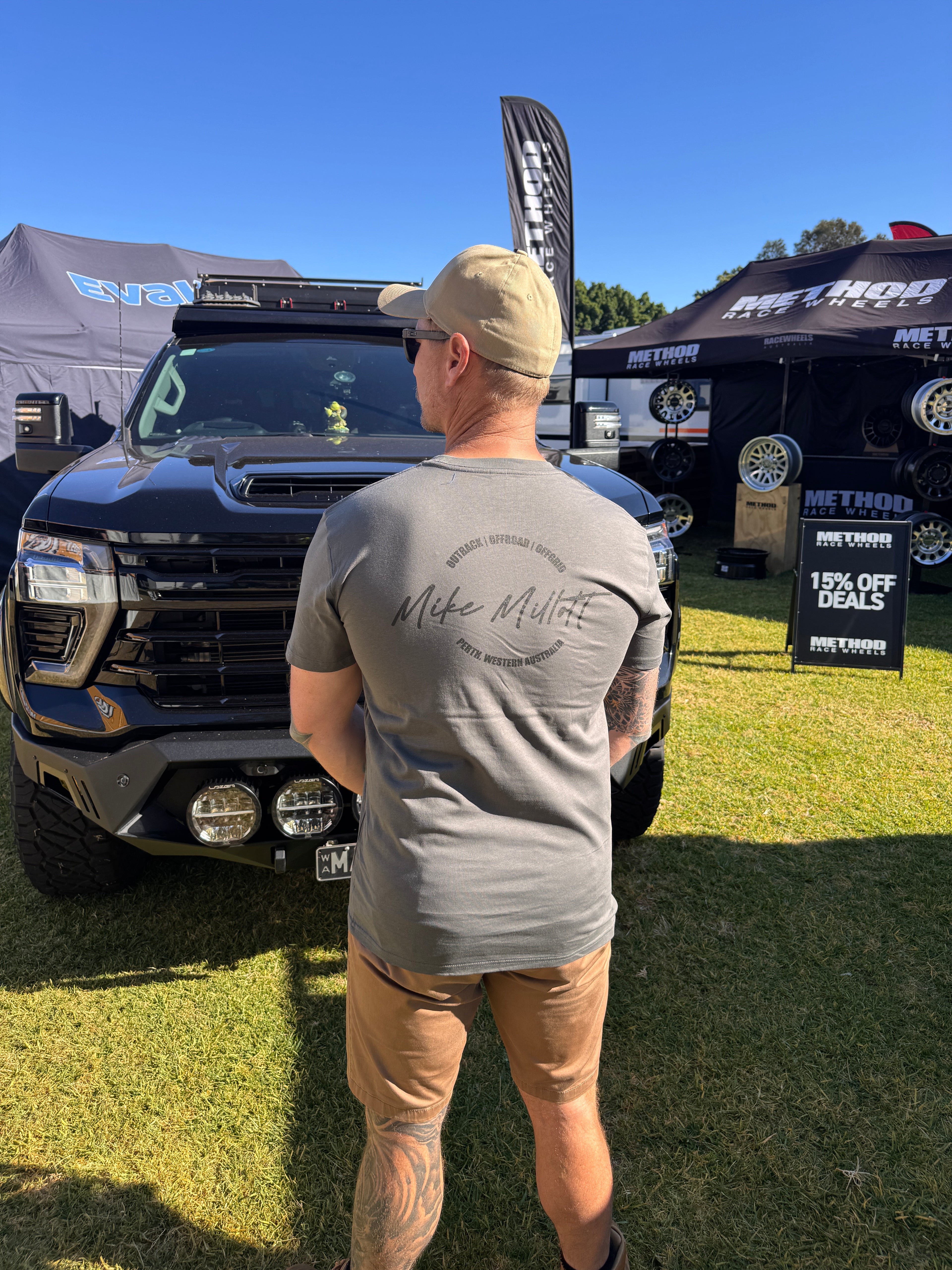 Signature Range Charcoal Tee